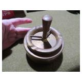 Spin-a-wat spinner ashtray