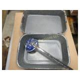 2 vintage enameled pans & ladle