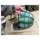 small stained glass table lamp needs repair