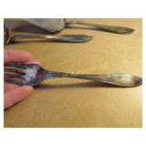serving pieces 2 cake servers gravy ladel fork