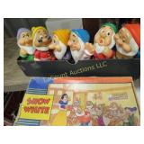 snow white puzzle & 6 vinyl dwarves