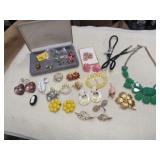 vintage jewelry pins earrings necklace assorted