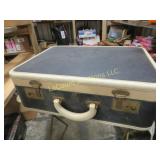 vintage US Trunk Company suitcase decorator piece