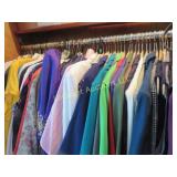 left side closet womens hanging clothing apx 18s