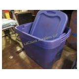 3 totes w lids