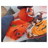 vintage Halloween decor