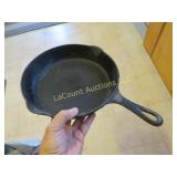 Griswold cast iron frying pan