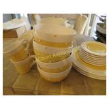 Pacific rim yellow white dinnerware set