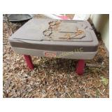 Little Tikes sand table