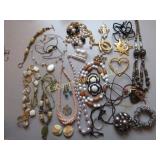 costume jewelry necklaces earrings bracelets