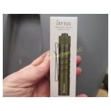 i5T EOS flashlight limited edition