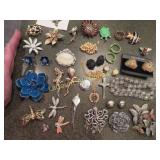 assorted vintage jewelry brooches dragonfly enamel