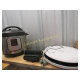 instapot sony speaker & roomba type floor sweeper