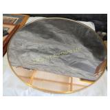 round wall mirror