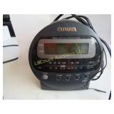 Aiwa small radio clock reciever