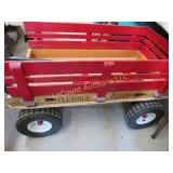 Flexible flyer red wagon