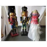 2 nutcrackers 3 cloth gnome figures