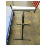 material roller stand