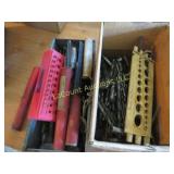 many drill bits w holders