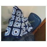 tote w crochet blanket w matching pillow cover