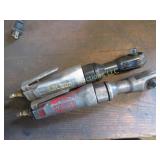 2 pneumatic wrenches