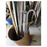 pail w crow bar paddle stakes misc l@@K
