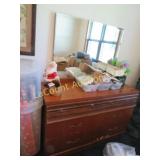matching dresser w mirror not contents