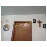 Religious pieces clock crucifix chalkware plaques