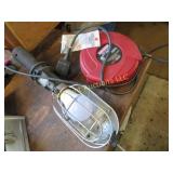 utitlity light w Craftsman retracting extension