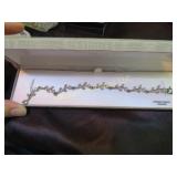 beautiful bracelet peridot diamond deaves