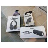headphones power bank cyclone bluetooth speaker