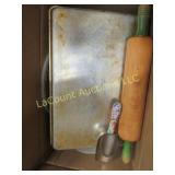vintage wood green handle rolling pin bakeware