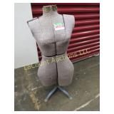 Singer adjustable dress form