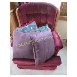 Rocker chair wood accents w pillows