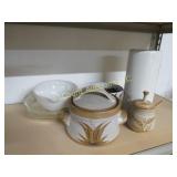 stoneware batter bowl pie plates