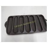 Wagner ware cast iron corn pan junior