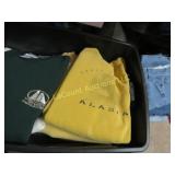 covered tote w travel sweatshirts M or L jeans sz