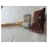 Woodsman Coat of Arms hatchet w sheath