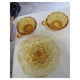 LE Smith moon stars amber dessert plate 2 nut dish