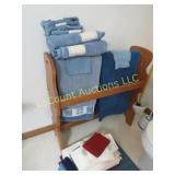 quilt rack w towels bathroom rugs