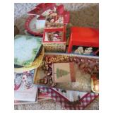 christmas decor santa salt pepper cards ornaments