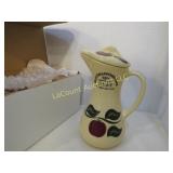 Watt apple collectors assoc lidded cruet 2007