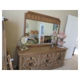 dresser w mirror
