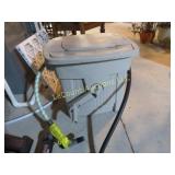 hose reel w hose srayer