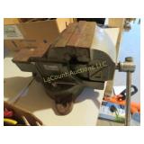 universal 4" vise