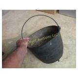 cast iron footed pail bucket