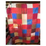 beautiful hand made vintage quilt twin size