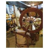 antique spinning wheel  L@@K