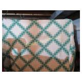 beautiful hand made vintage quilt full size