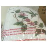 2 hummingbird Queen bed comforters